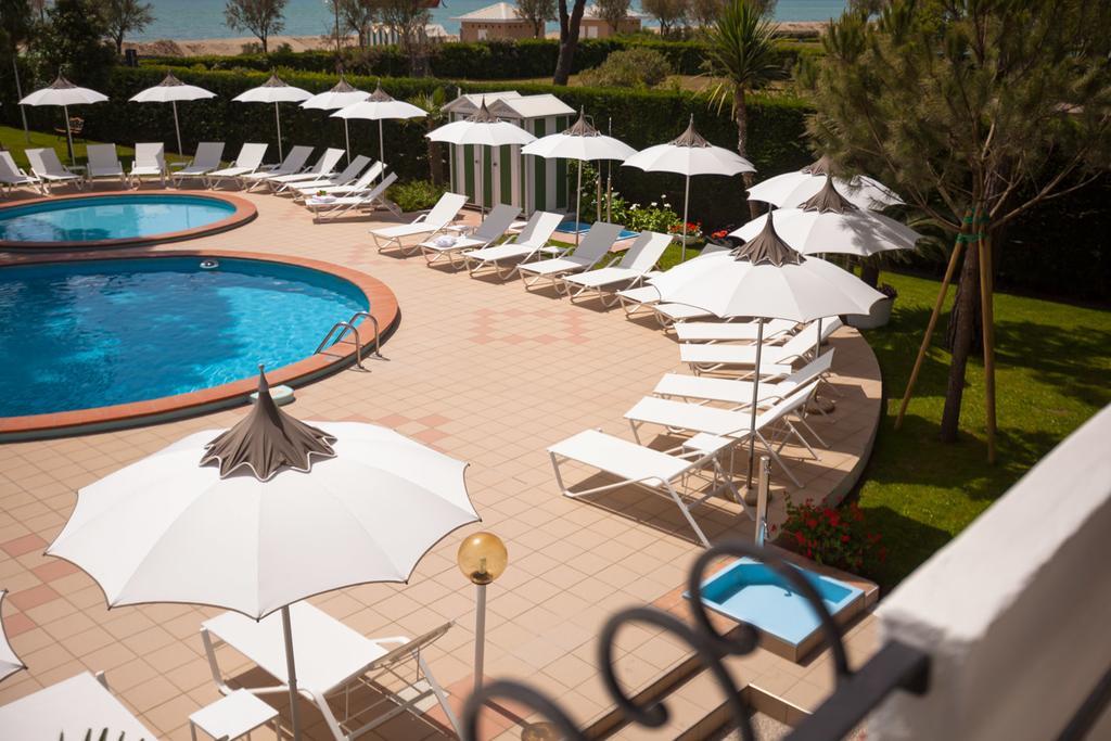 Hotel Elite Лідо-ді-Єзоло Екстер'єр фото